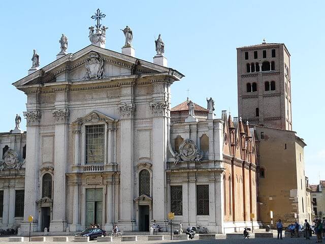 Chiesa di San Pietro a Mantova Chiesa di San Pietro a Mantova