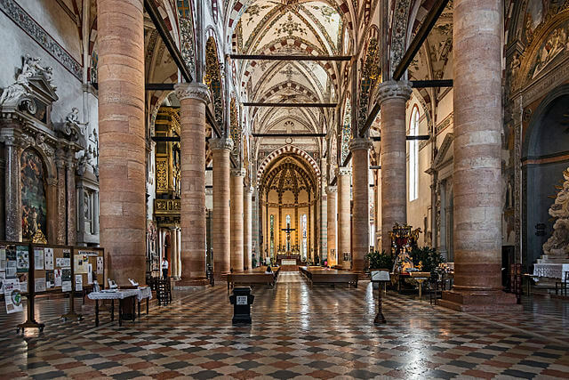 Chiesa di Sant'Anastasia a Verona Chiesa di Sant'Anastasia a Verona