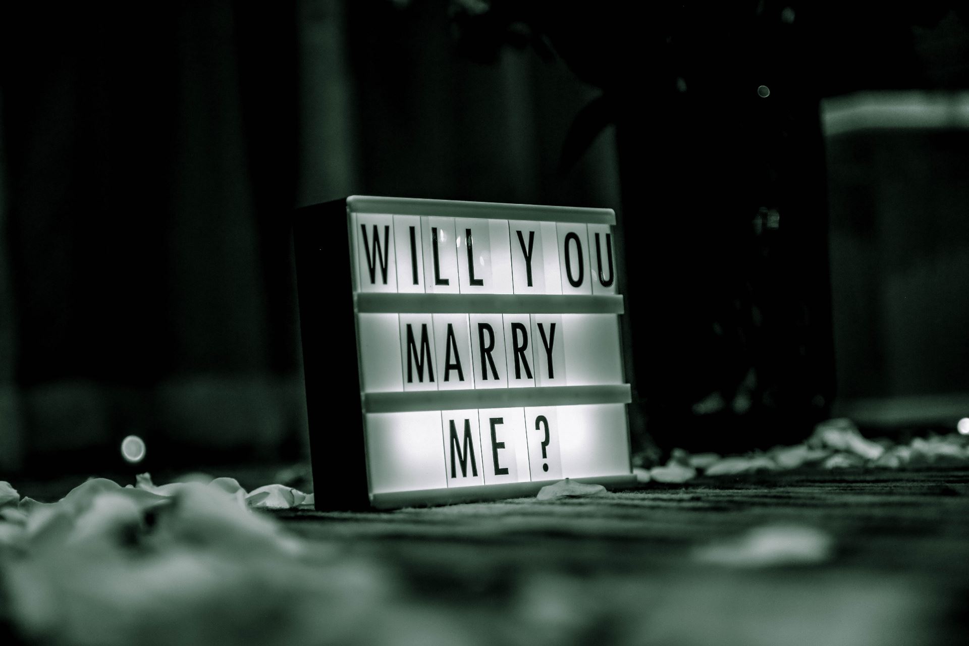 Proposta di matrimonio, scopri come programmarla. Il blog di Street Wedding Photography.